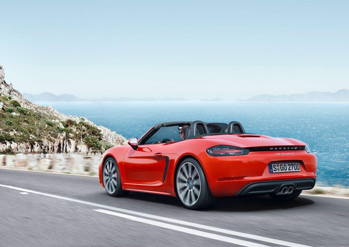 718 Boxster : la nuova roadster Porsche