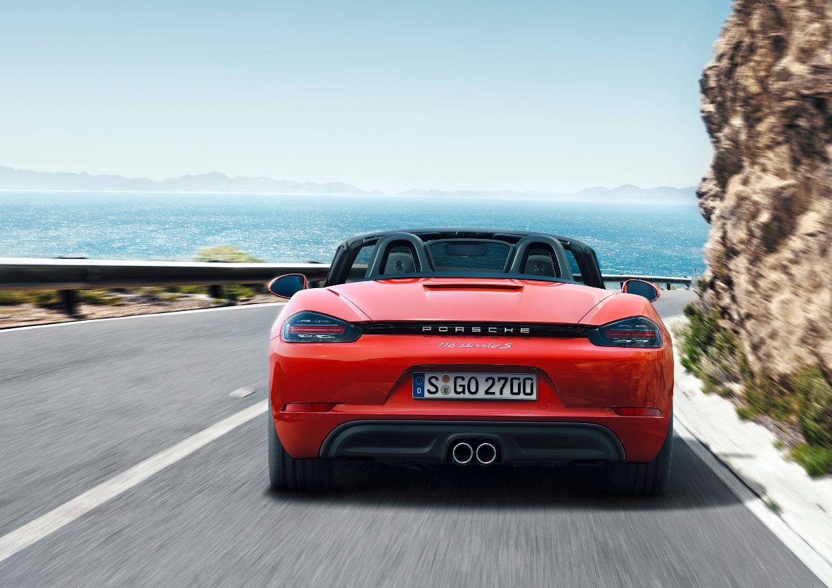 718 Boxster : la nuova roadster Porsche