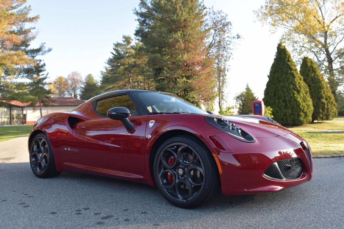 alfa-romeo-4c-club-italia