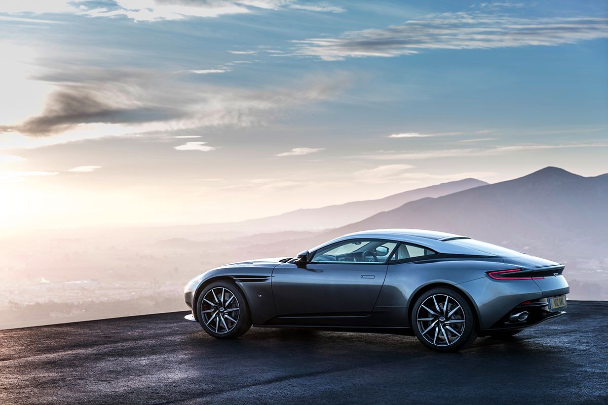 Aston Martin DB 11