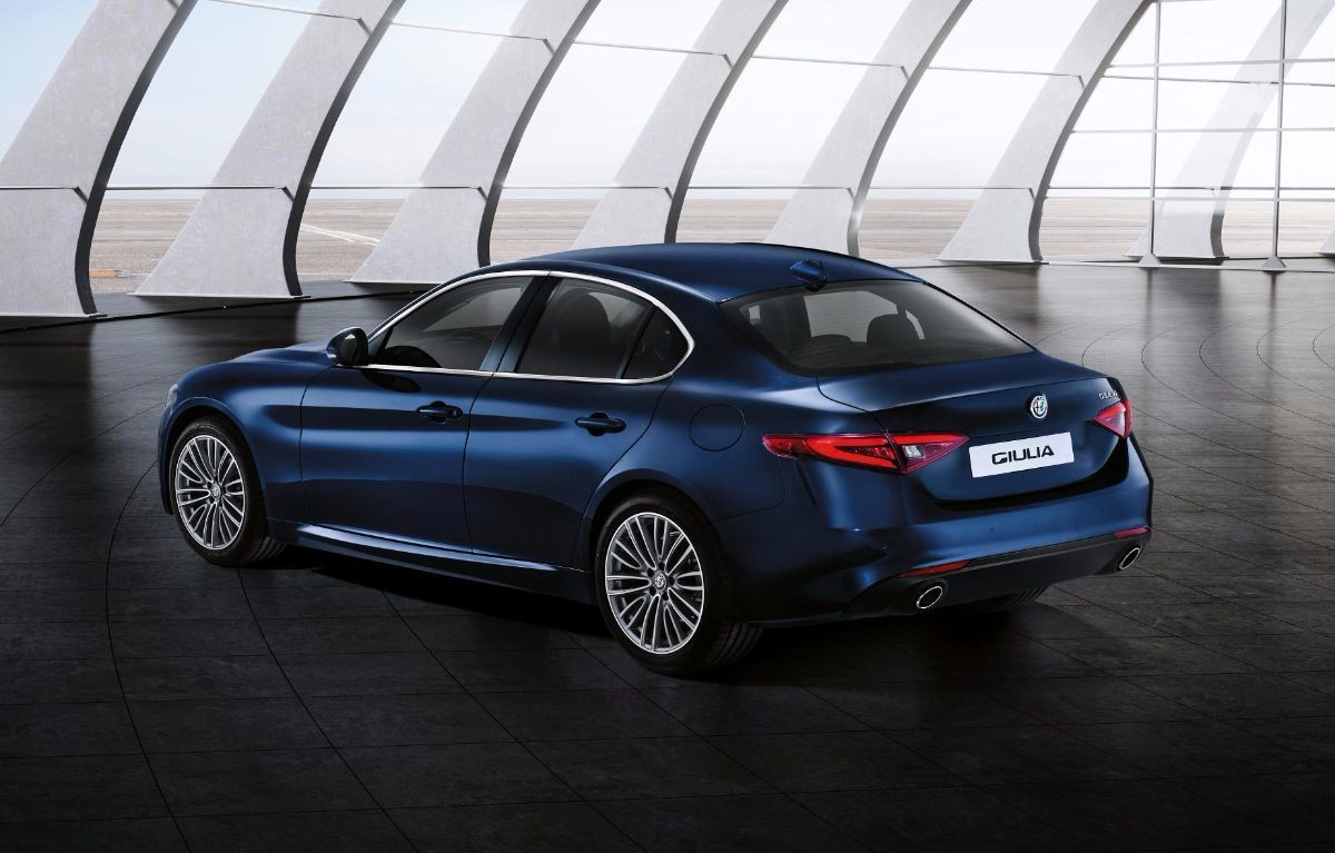 Alfa Romeo Giulia può essere ordinata in Italia