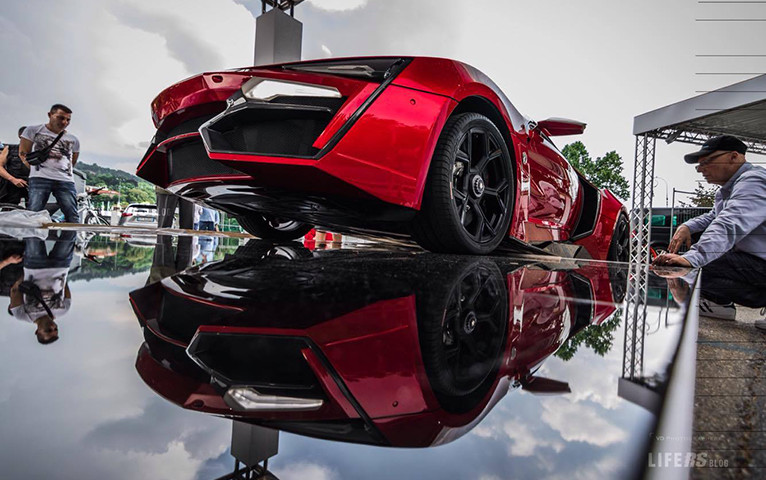 W Motors Lykan Hypersport al Salone del Auto di Torino