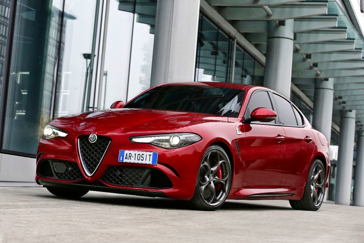 Arriva la Giulia Quadrifoglio con cambio automatico