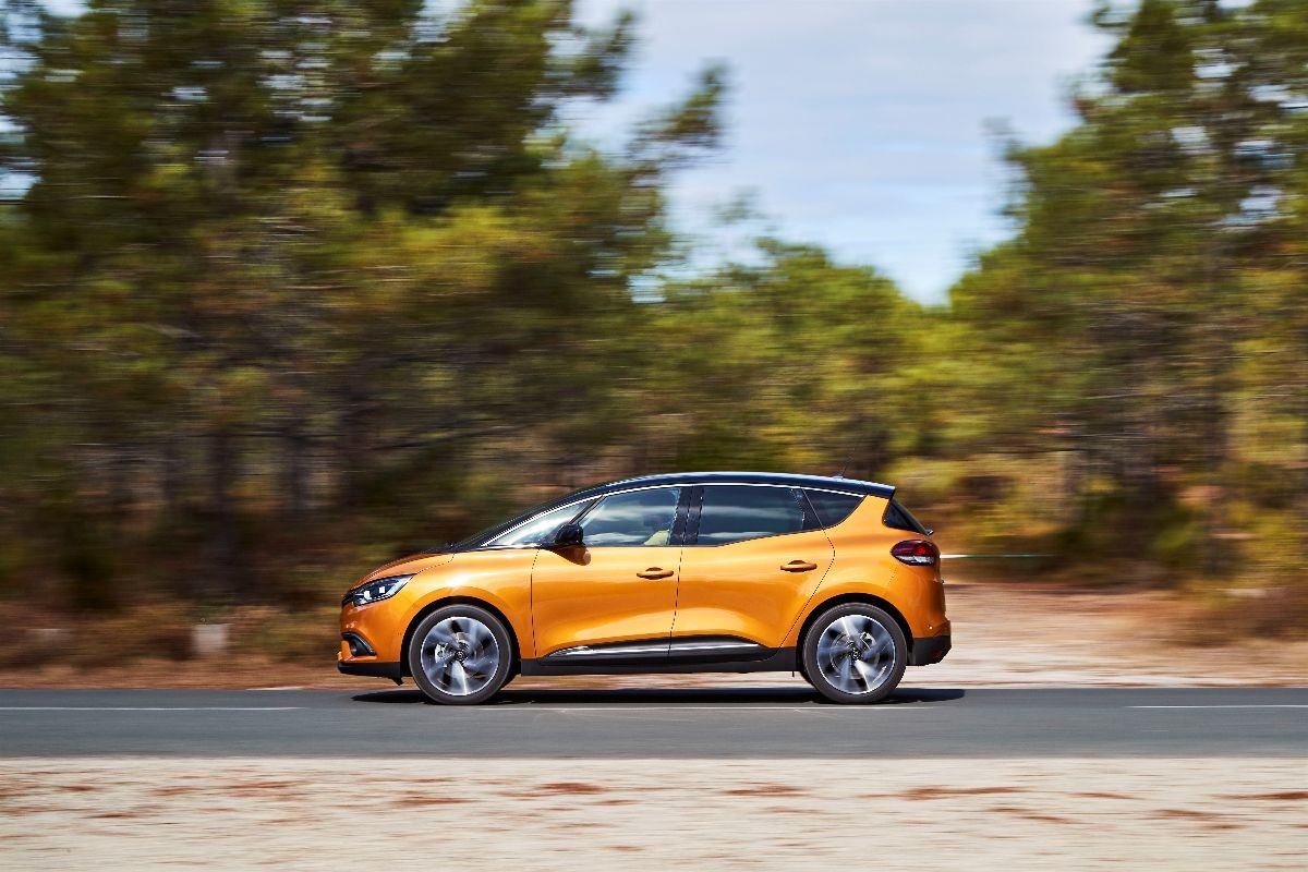 Scénic: Renault presenta la quarta generazione