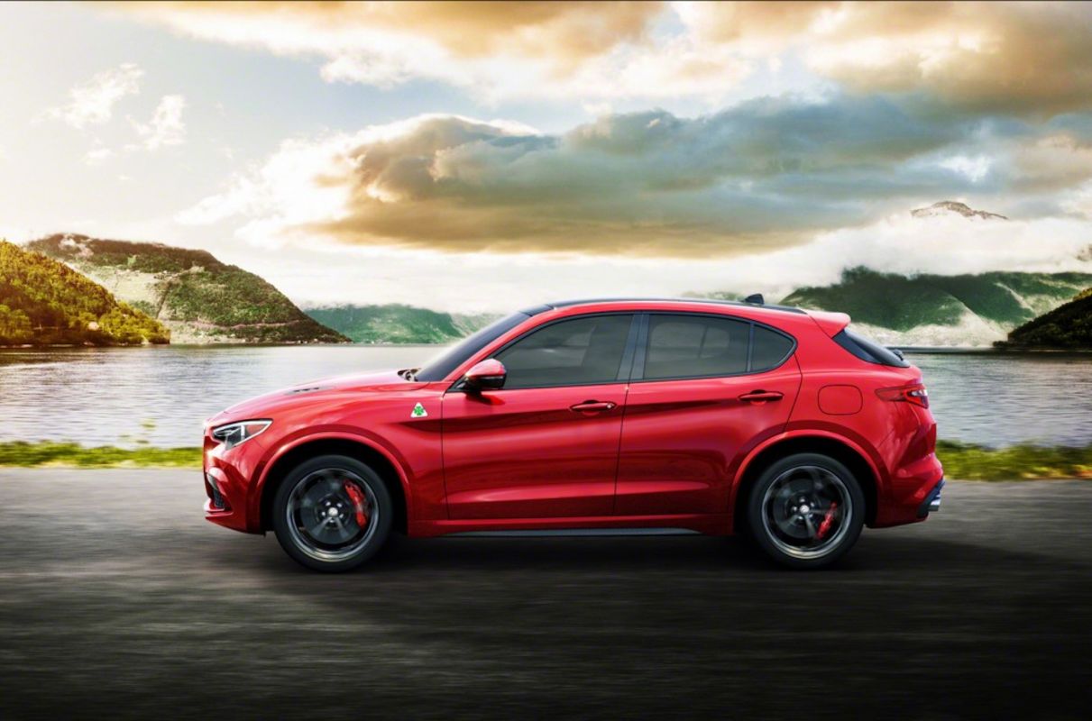 Alfa Romeo Stelvio, dagli USA le prime immagini