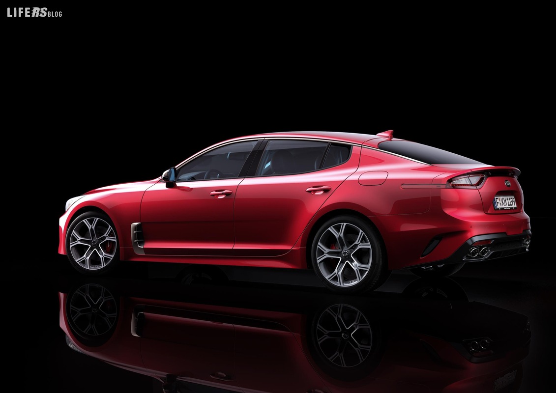 Kia Stinger fa il suo debutto al Nord American International Auto Show