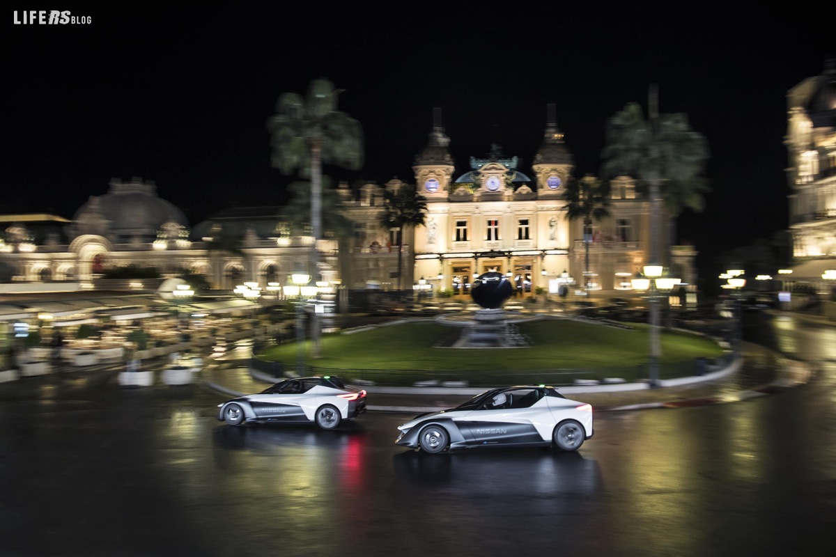 Margot Robbie e Nissan, sul circuito di Monaco