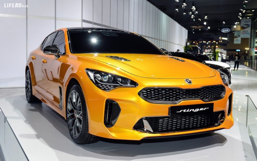 KIA STINGER