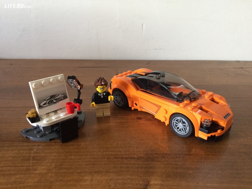 Lego anche la McLaren 720S