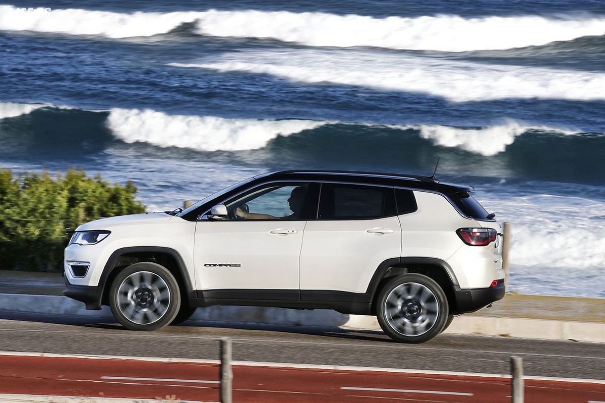 Jeep Compass 2.0D Multijet 4x4 Limited AT9