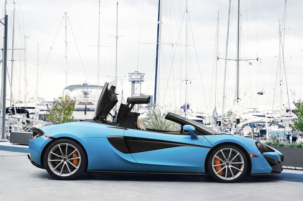 Sports Series Summer Tour, porta in tournée la nuova McLaren 570S Spider