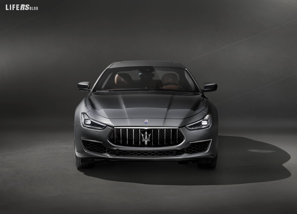 Nuova Ghibli Granlusso by Maserati