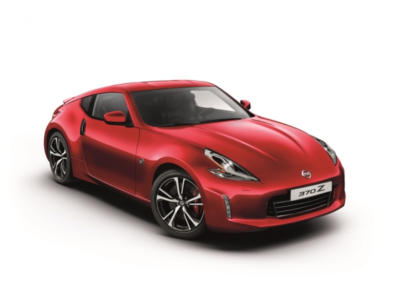 Nissan 370Z: prime immagini ufficiali della nuova coupè