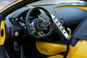 Gialla e nera la prima Chiron ritirata in USA
