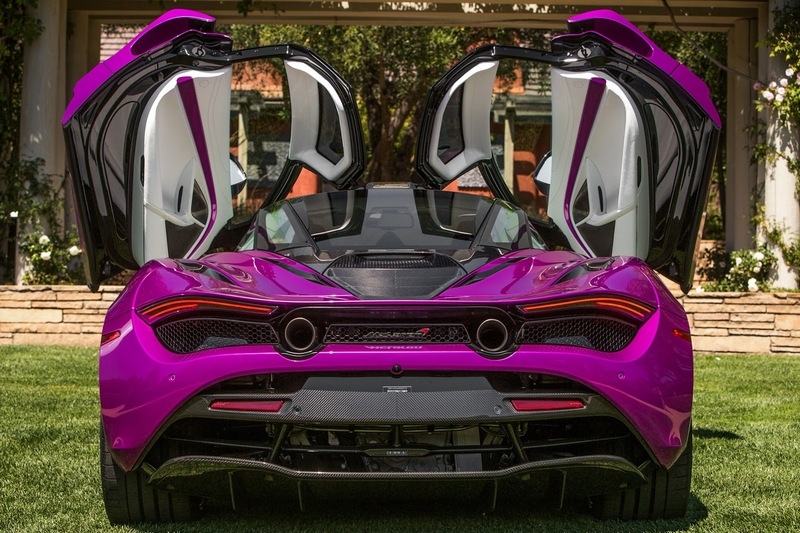 Michael Fux crea il "Fux fucsia" per la sua McLaren 720S MSO