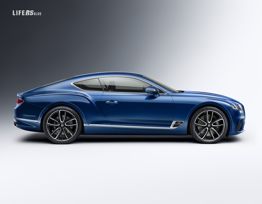 Bentley Continental GT, granturismo e lusso.