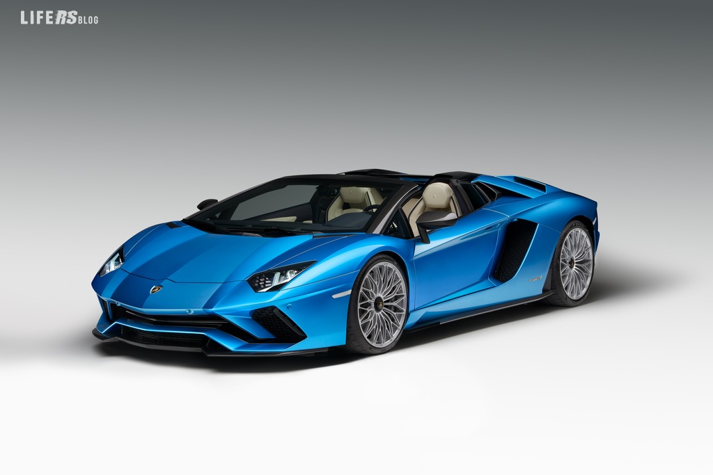 Aventador S Roadster