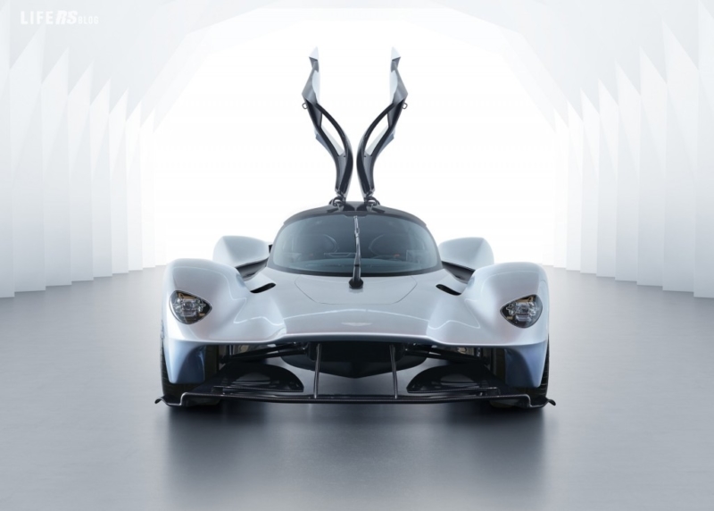 aston-martin-valkyrie-