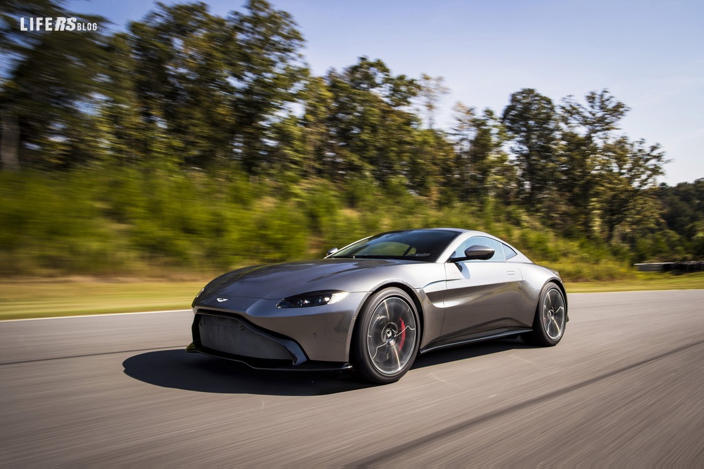 Vantage: Aston Martin presenta la seconda generazione