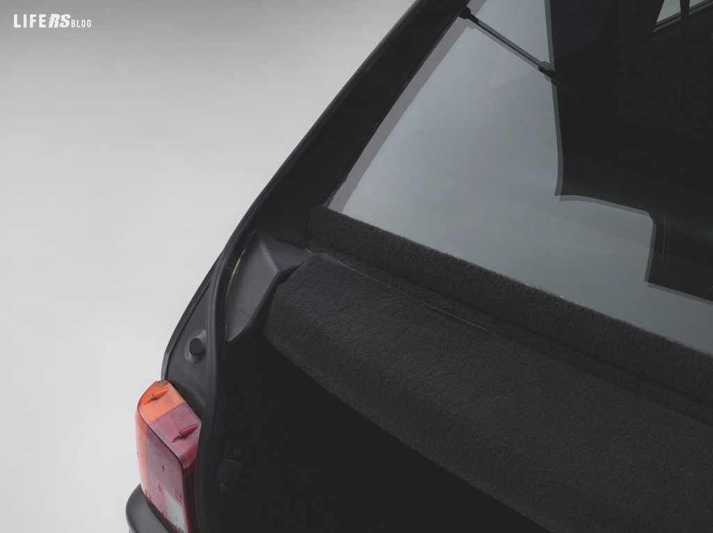 La Peugeot 205 GTI più sicura del mondo