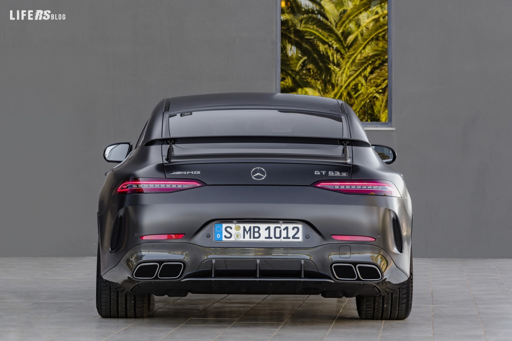 Nuova Mercedes‑AMG GT Coupé a 4 porte