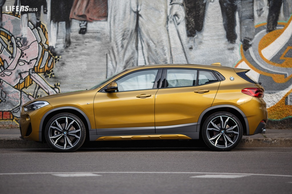 BMW X2