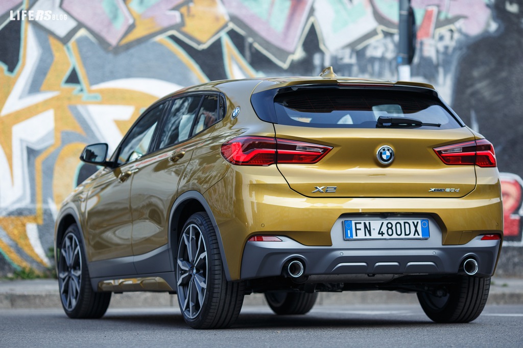 BMW X2