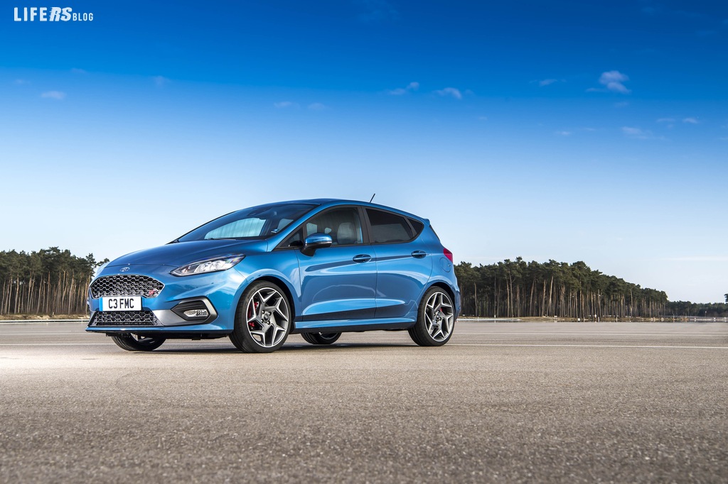 Nuova Fiesta ST: "Sports Technologies"