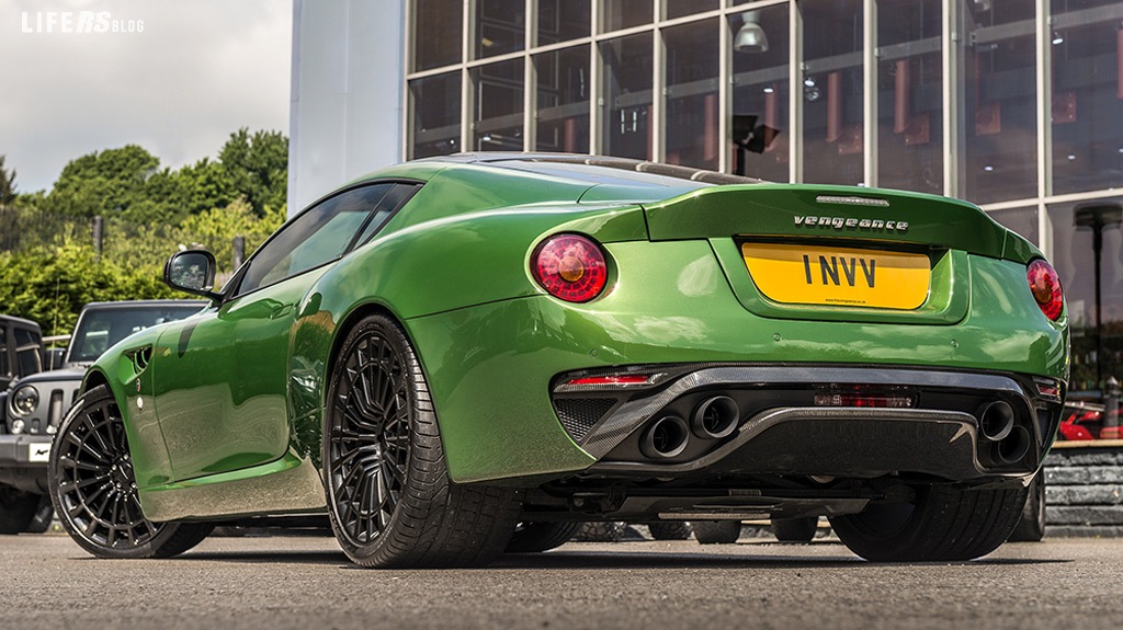 Kahn Design Vengeance in verde Hulk 