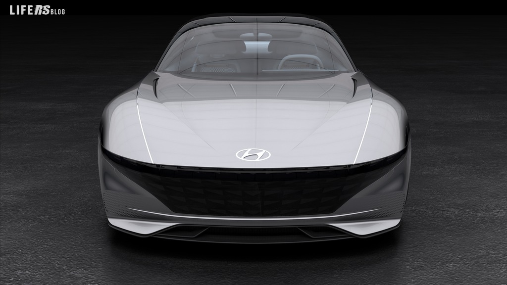 Le Fil Rouge Concept rivela il futuro di Hyundai