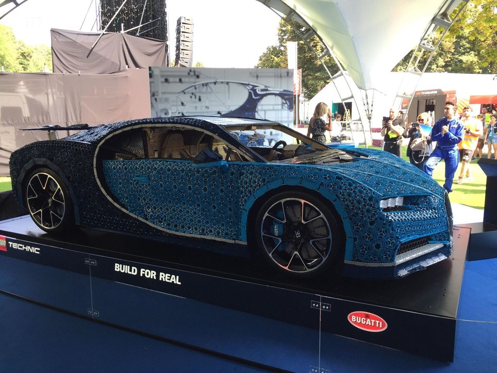 Chiron Lego scala 1:1, l'hypercar alternativa di Bugatti!