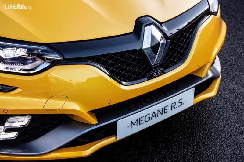 Mégane R.S.Trophy amplia la gamma Renault Sport