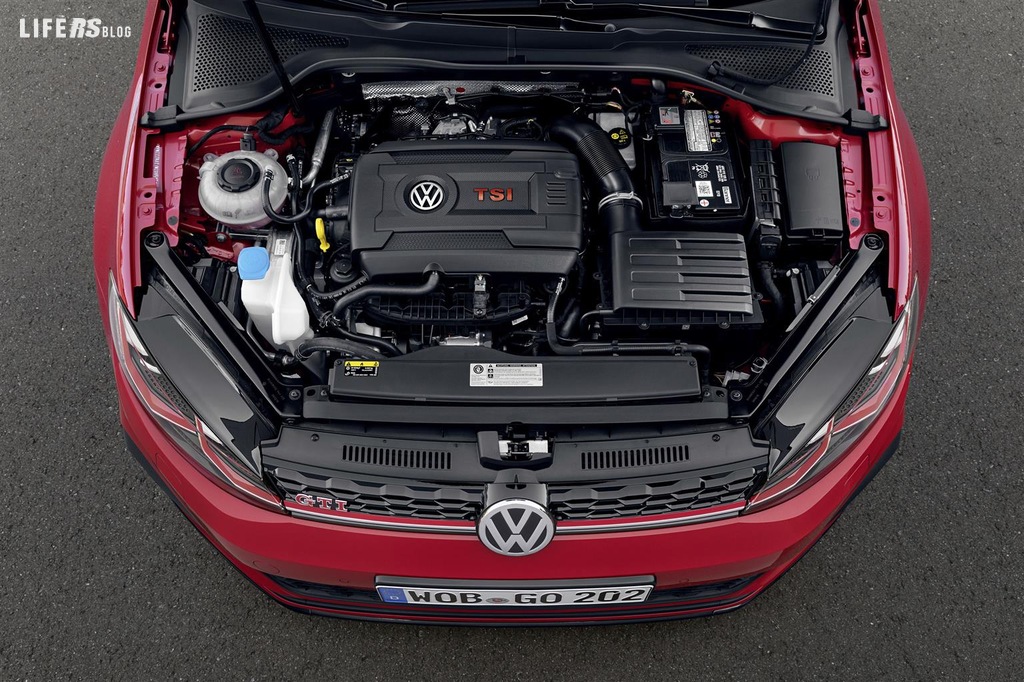 Golf GTI TCR, la stradale basata su un’auto da corsa!