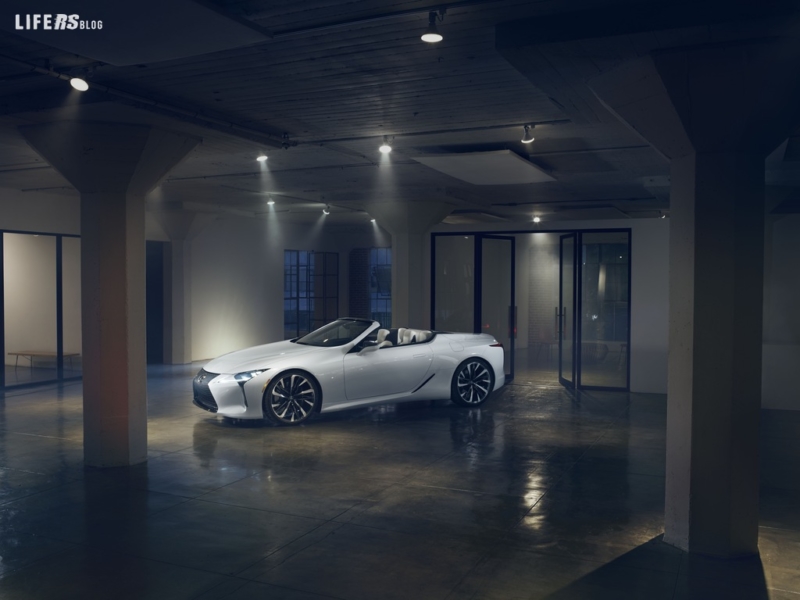 Lexus LC Convertible Concept