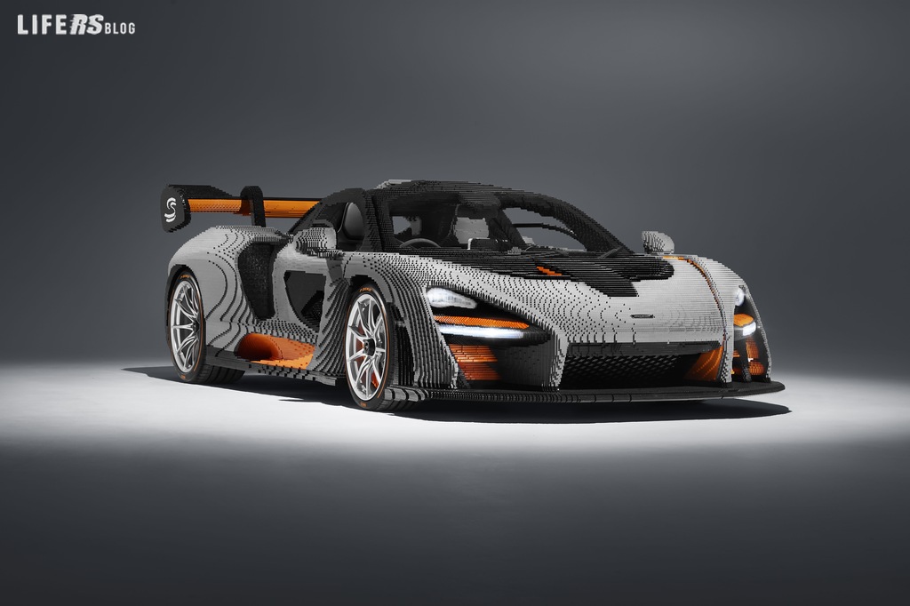 McLaren Senna LEGO® in scala 1:1