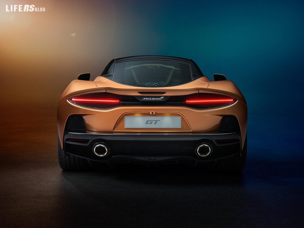 McLaren GT: superlight Grand Touring