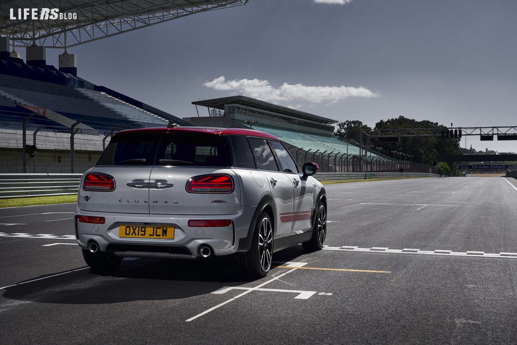 Mini Clubman e Countryman: arrivano le versioni John Cooper Works