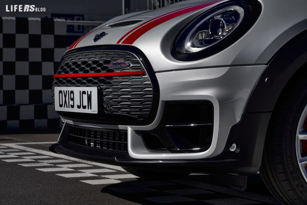 Mini Clubman e Countryman: arrivano le versioni John Cooper Works