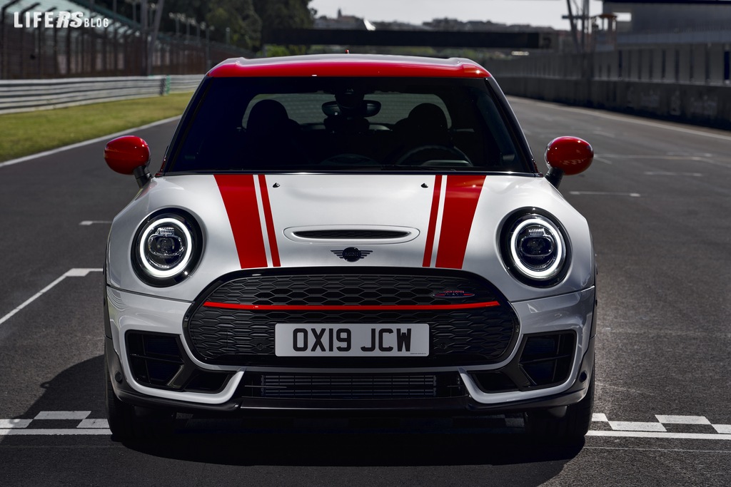 Mini Clubman e Countryman: arrivano le versioni John Cooper Works