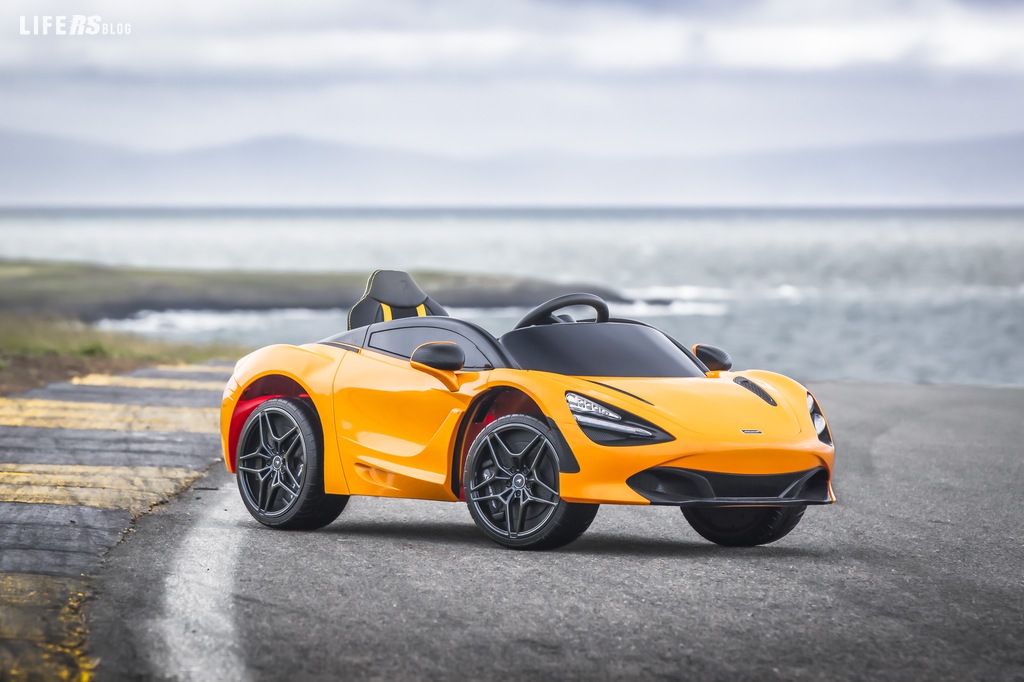 Ride-On 720S: la supercar per i giovani piloti