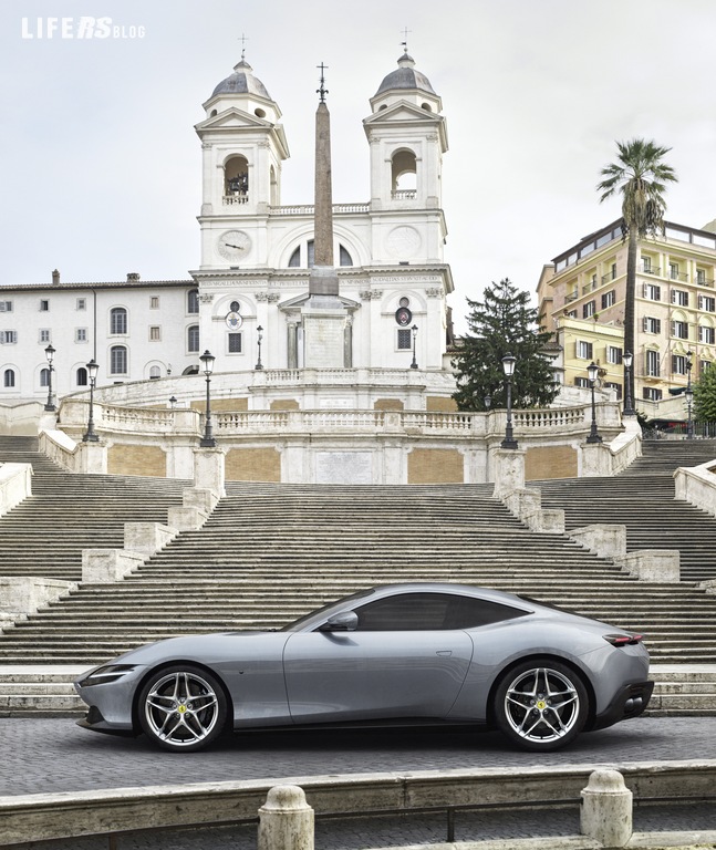 Ferrari Roma: la nuova coupé V8 2+ del Cavallino Rampante
