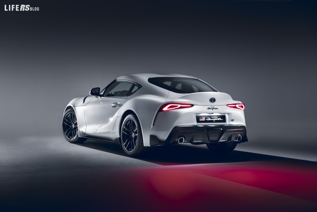 Toyota GR Supra disponibile con il motore turbo da 2.0 litri