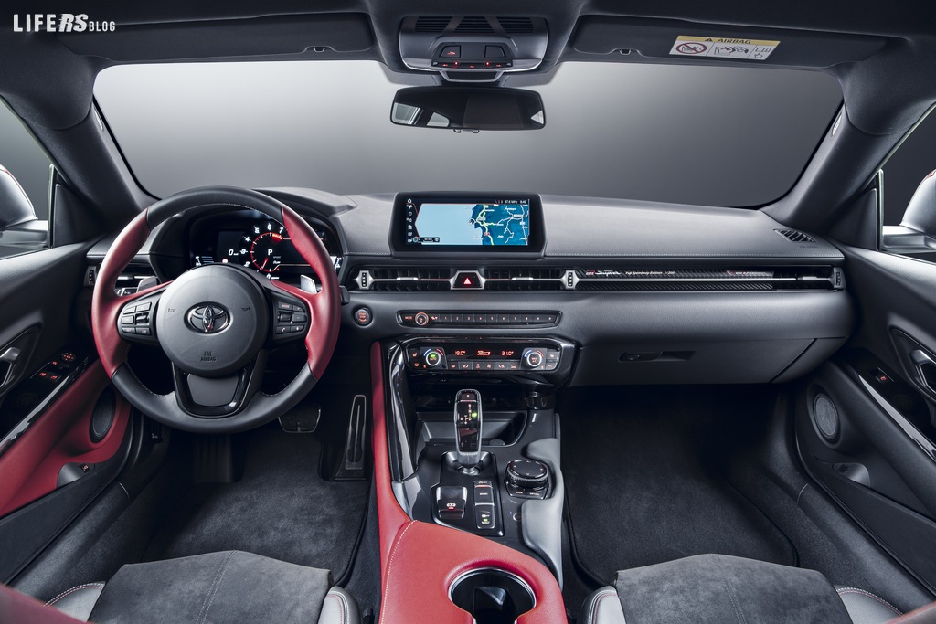 Toyota GR Supra disponibile con il motore turbo da 2.0 litri