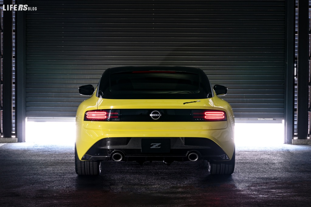 Z Proto, la nuova generazione Nissan della supercar Z