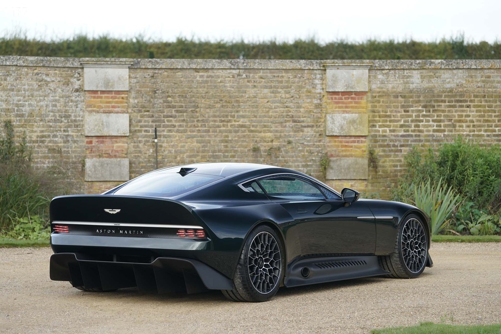 Victor, nuova supercar unica per Aston Martin