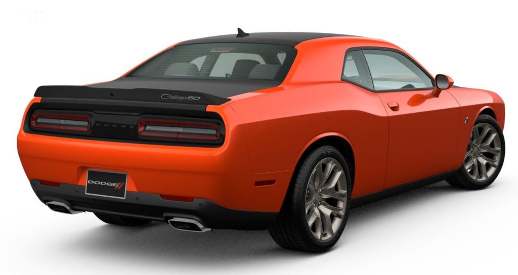 Dodge ha varato la Challenger 50th Anniversary Edition