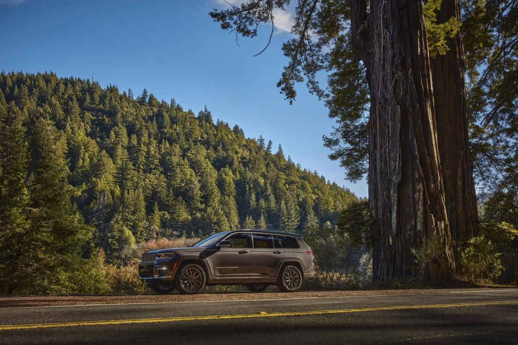 Grand Cherokee L debutterà quest'estate come entità a sé