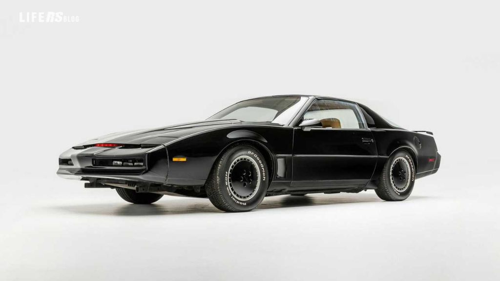 Kitt, la Pontiac Fiebird Trans Am di Supercar all'asta