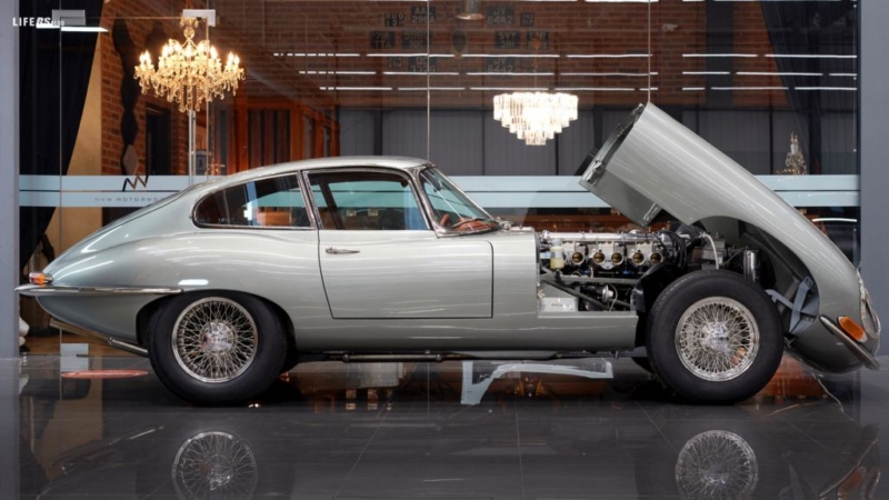 Helm Motorcars fa rivivere la Jaguar E-Type originale