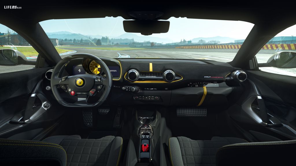 Competizione A: suggestiva 812 Ferrari spider Targa